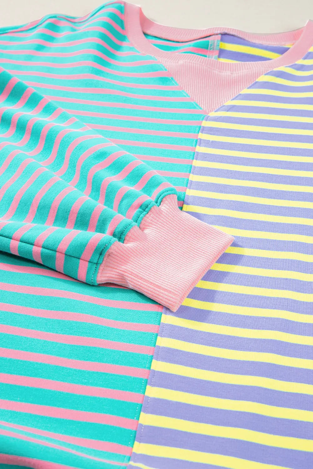 Contrast Stripes Round Neck Long Sleeve Sweatshirt