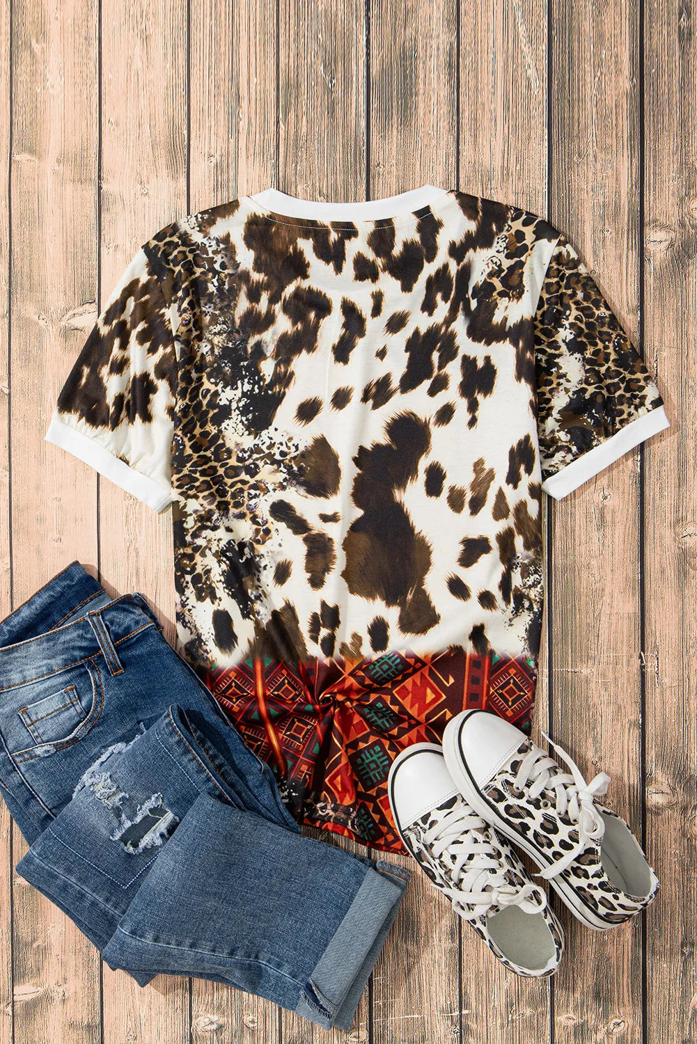 Graphic Leopard Round Neck Short Sleeve T-Shirt